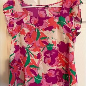 ✨3/$10✨ SHEIN Pink Flutter Sleeve Ruffled Blouse